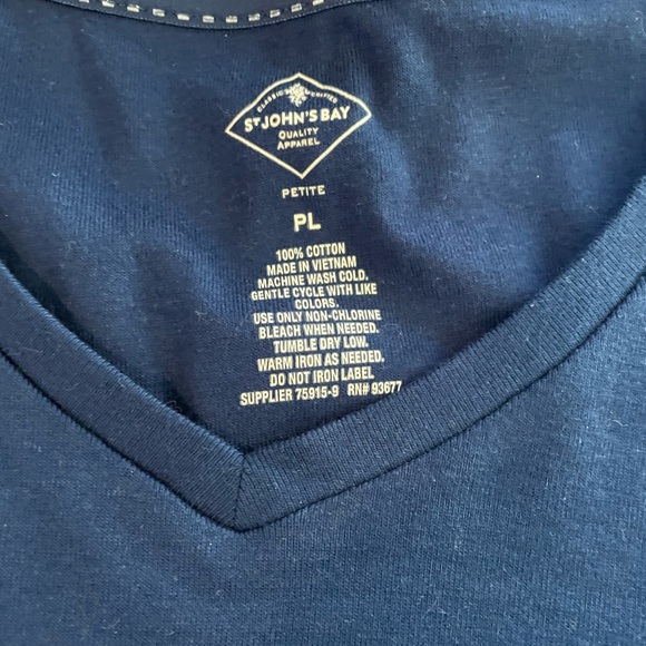 Womens top - Picture 3 of 3